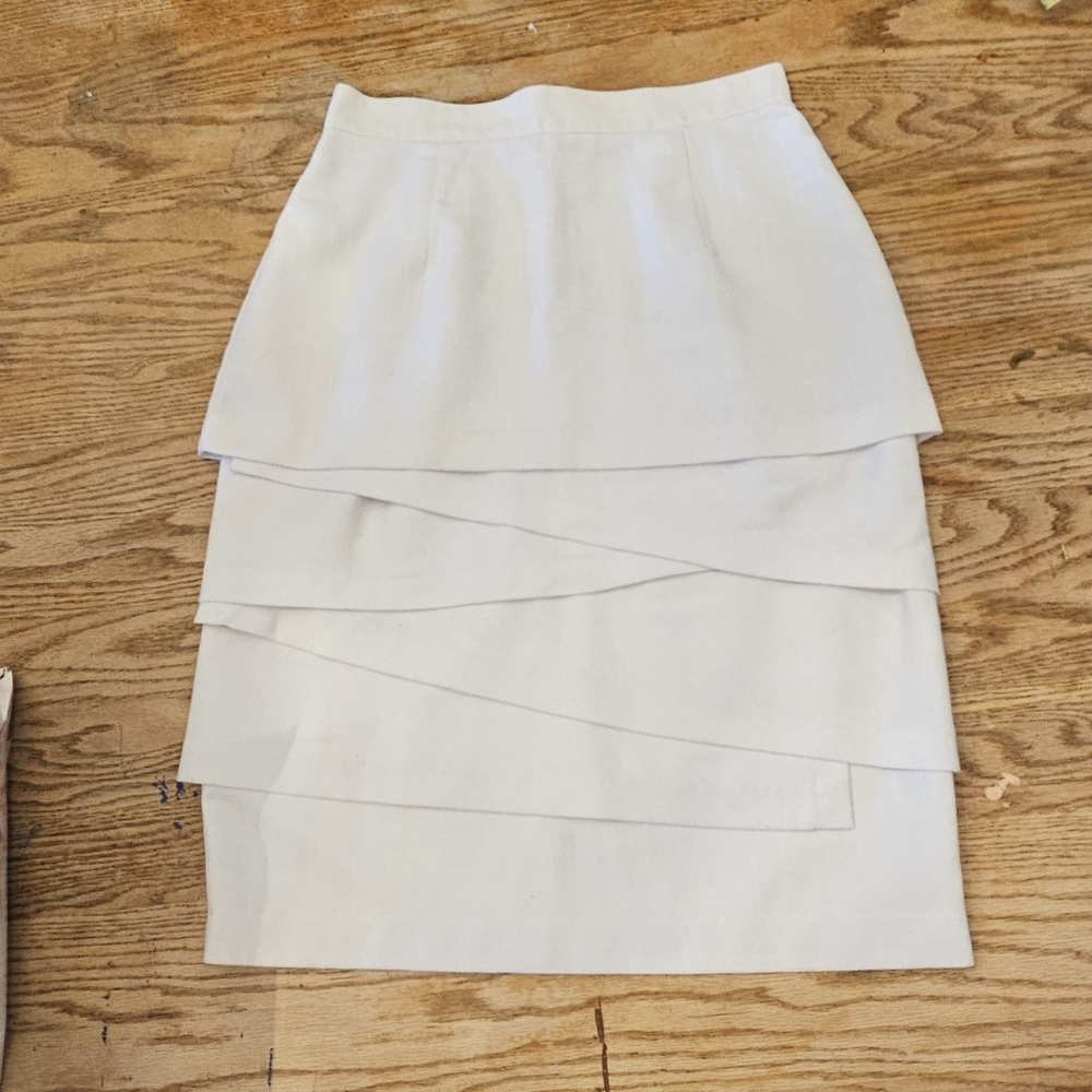 Giovanni White Layered Skirt